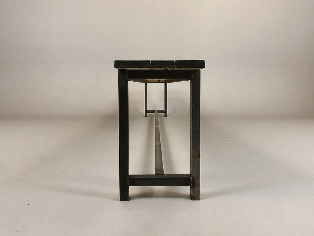 Foto Industrial Arts and Crafts Bench Hamburg 2017 240cm