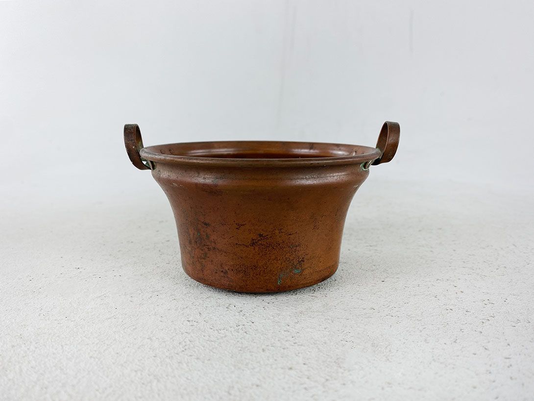 Foto Tiny Copper Pot with Handles