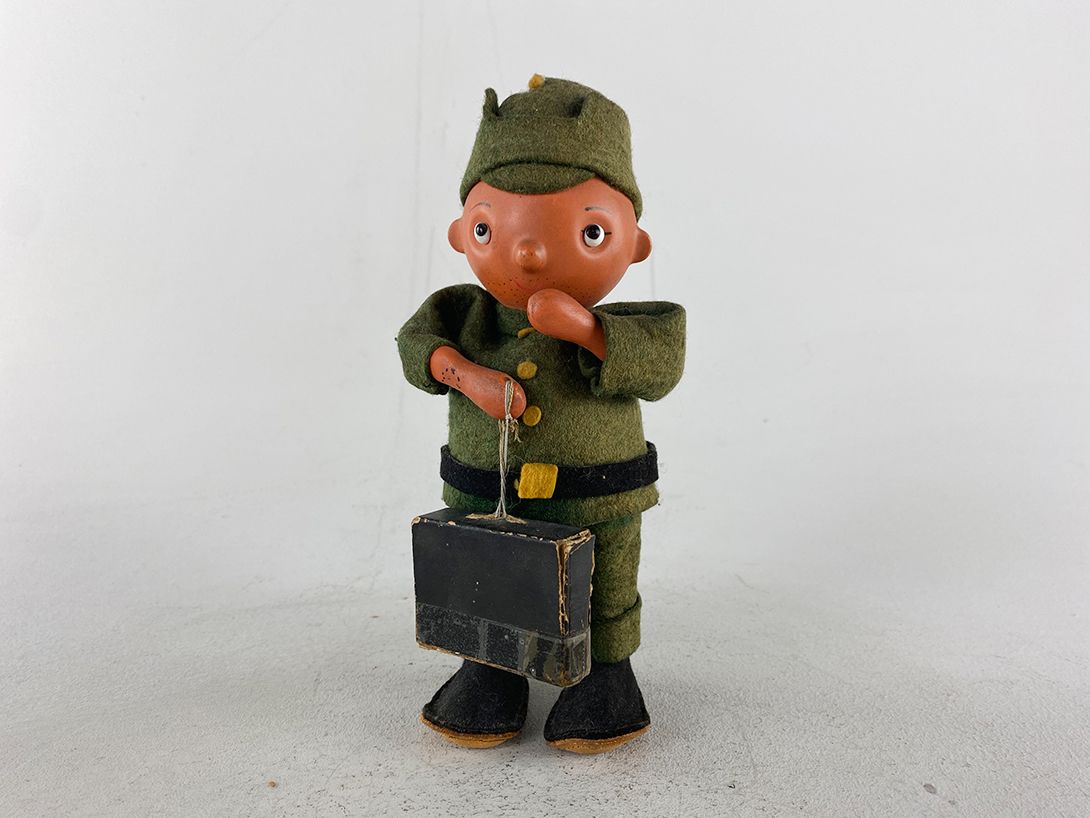 Foto Little Traveling Soldier h22