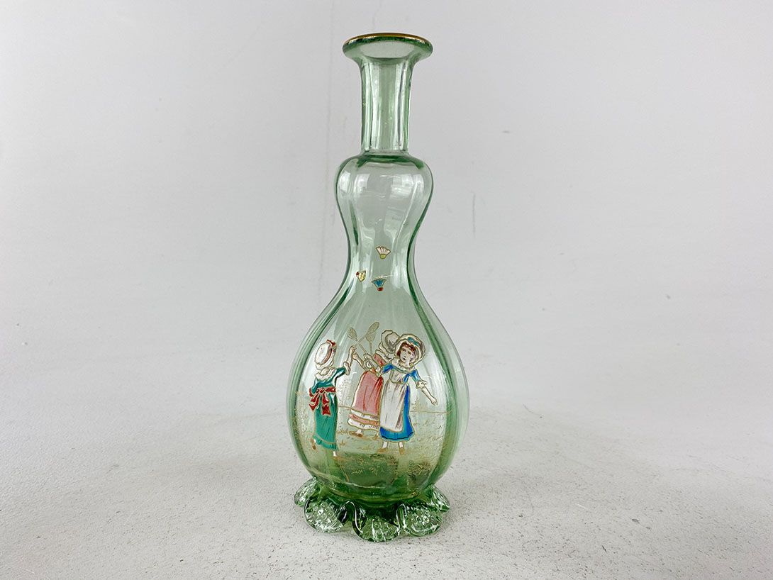 Foto Green Glass Vase with Girls Playing Tennis h27
