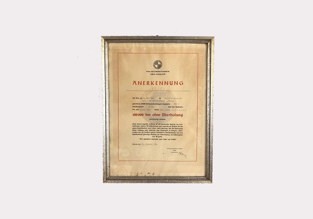 Foto Framed GDR Certificate h41x31 22D12