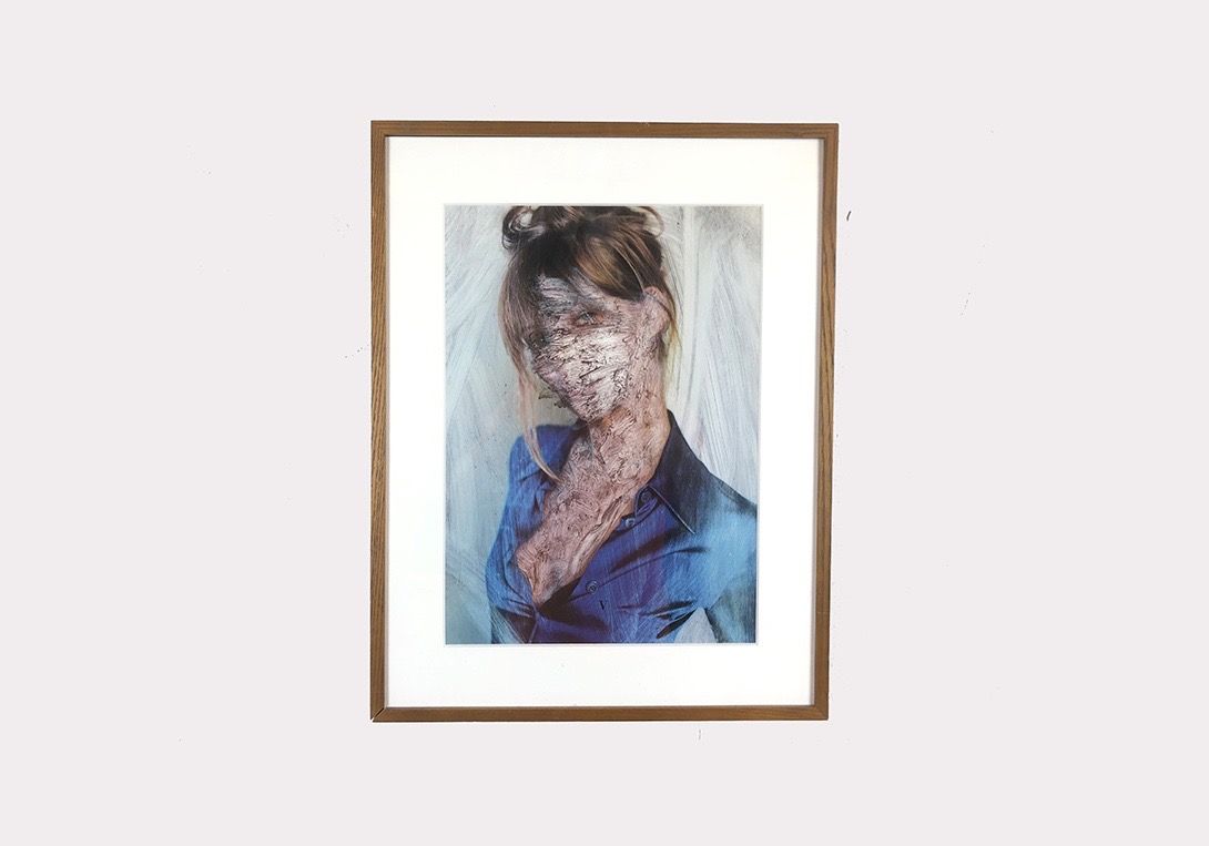 Foto Distorted Painting of a Woman h53x41 14C10