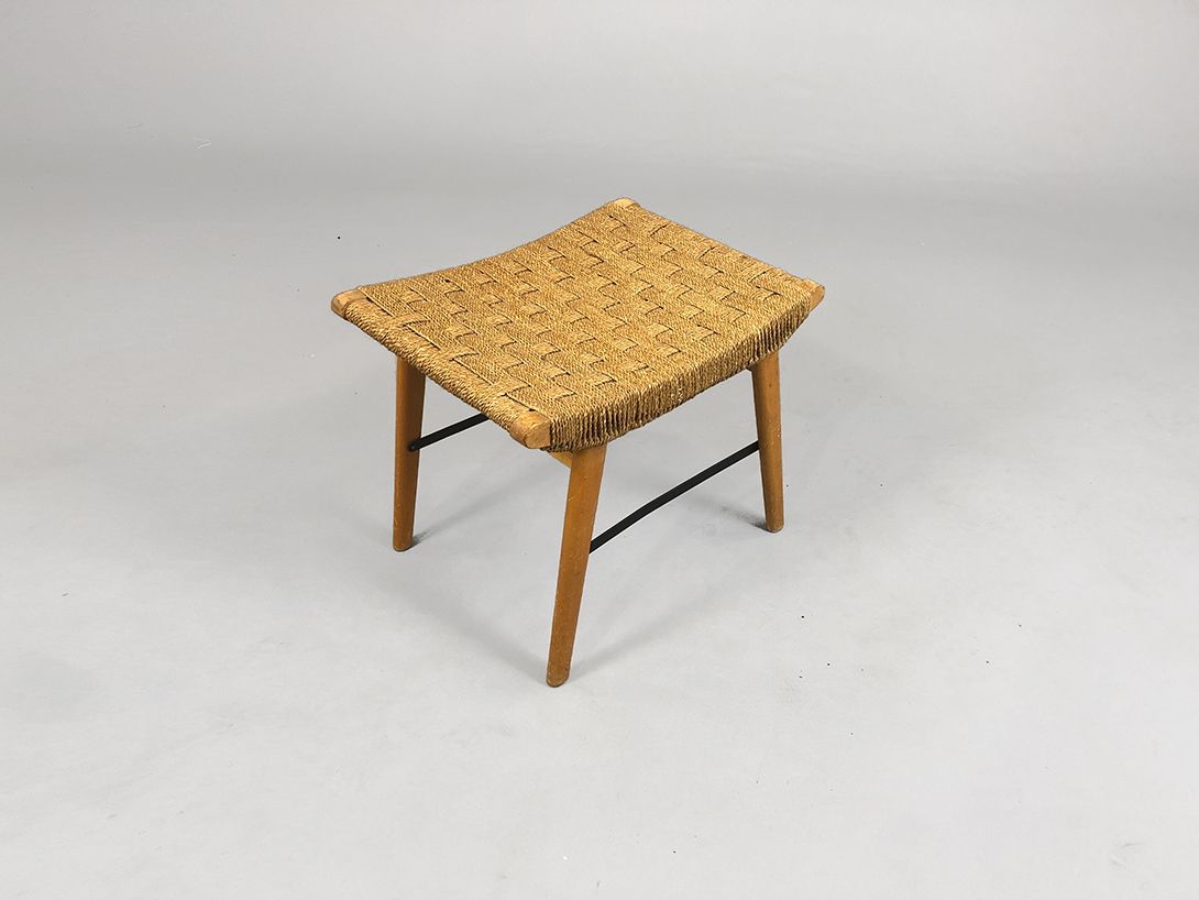 Foto Basket Stool with Wooden Frame