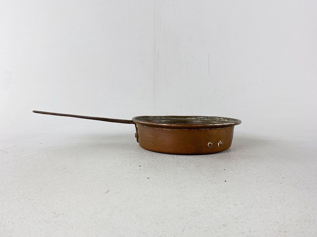 Foto Copper Pan with Long Handle