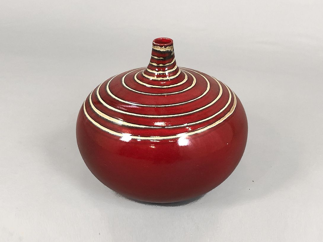 Foto Round Red Floor Vase with Small Opening h40 E6