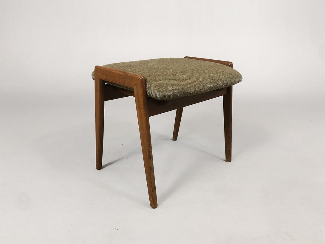 Foto Footrest with Olive Green Upholstery