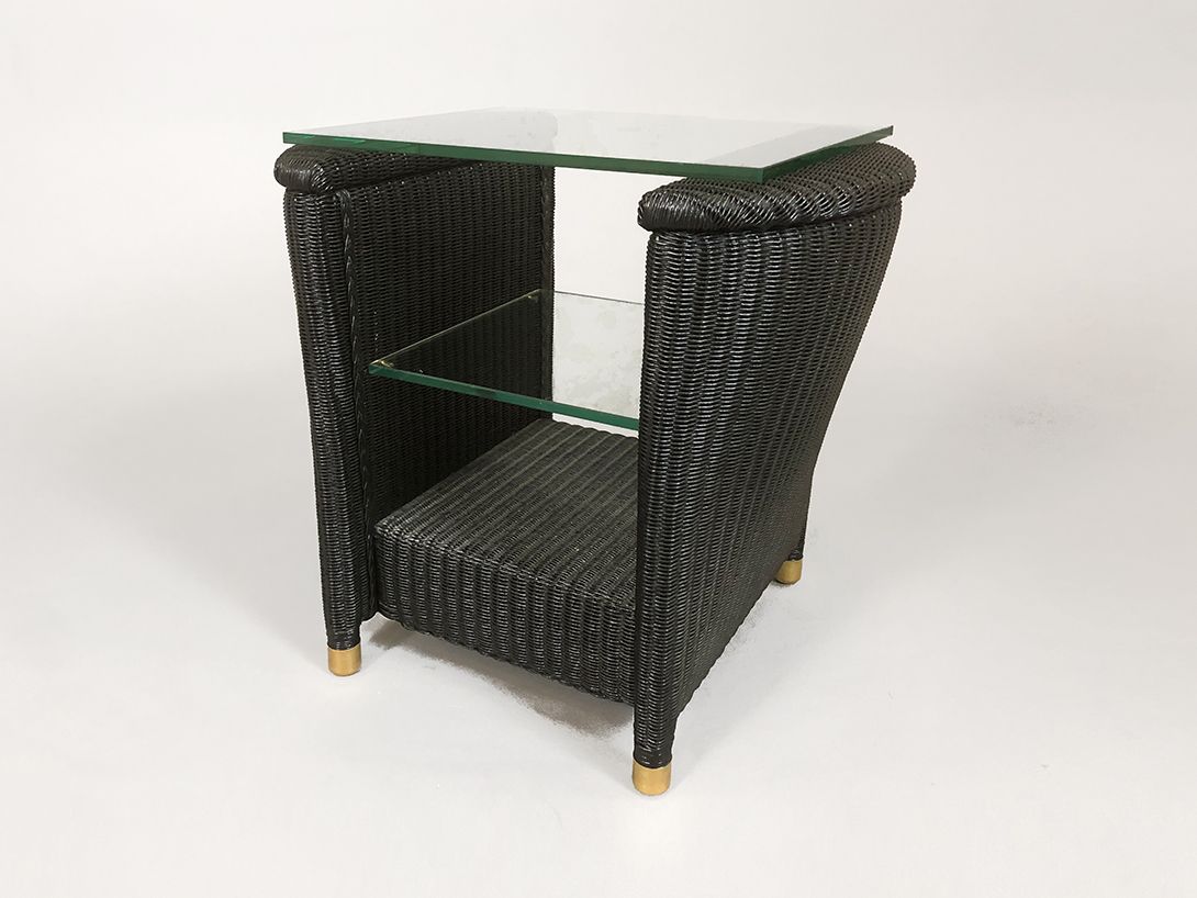 Foto Black Wicker Two Level Coffee Table h52x58x43