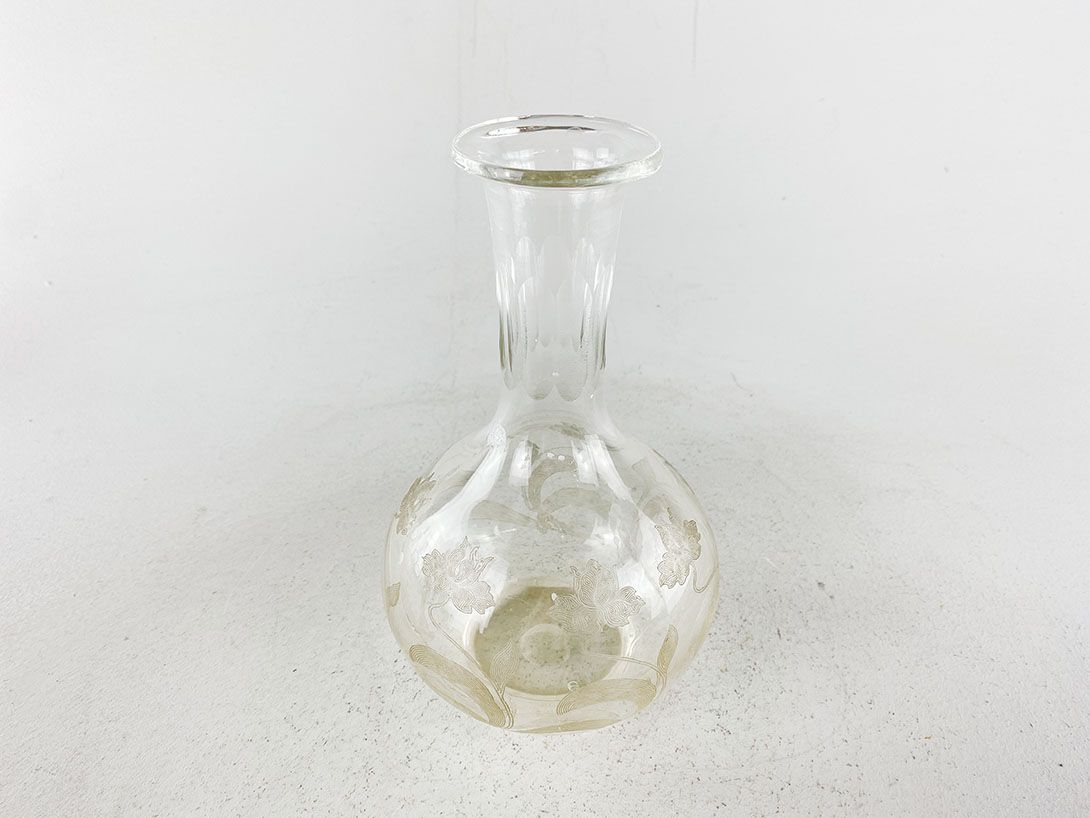 Foto Glass Carafe with Wine Leaves
