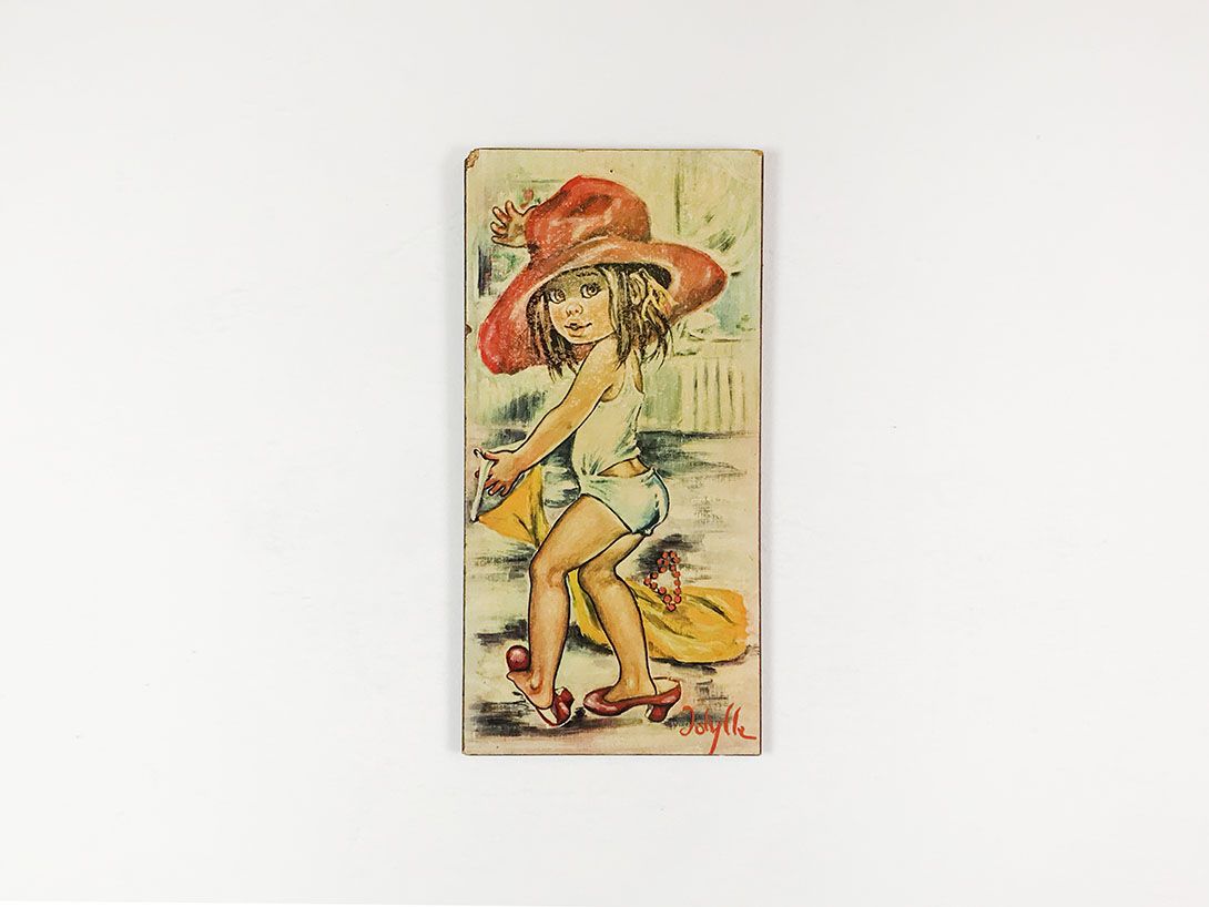 Foto Little Girl on Cardboard 13A11