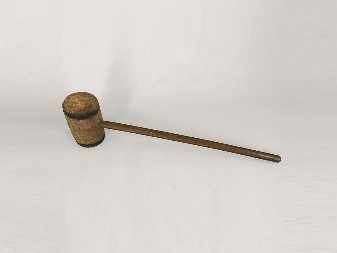 Foto Big Wooden Hammer