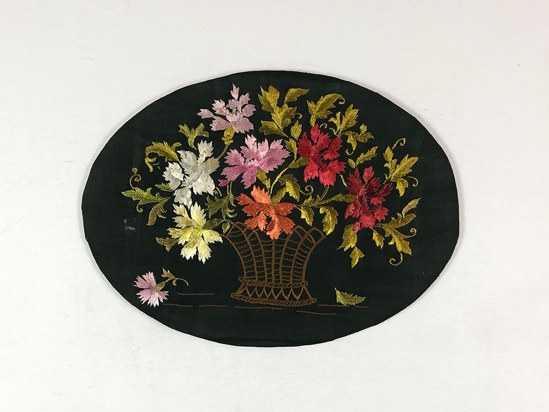 Foto Oval Embroidery Flowers 10C15