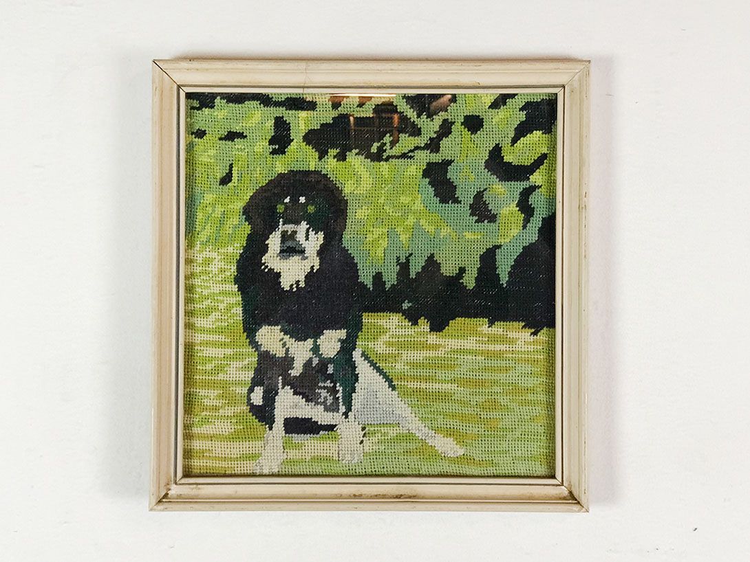 Foto Embroidery Artwork of a Dog 24C12