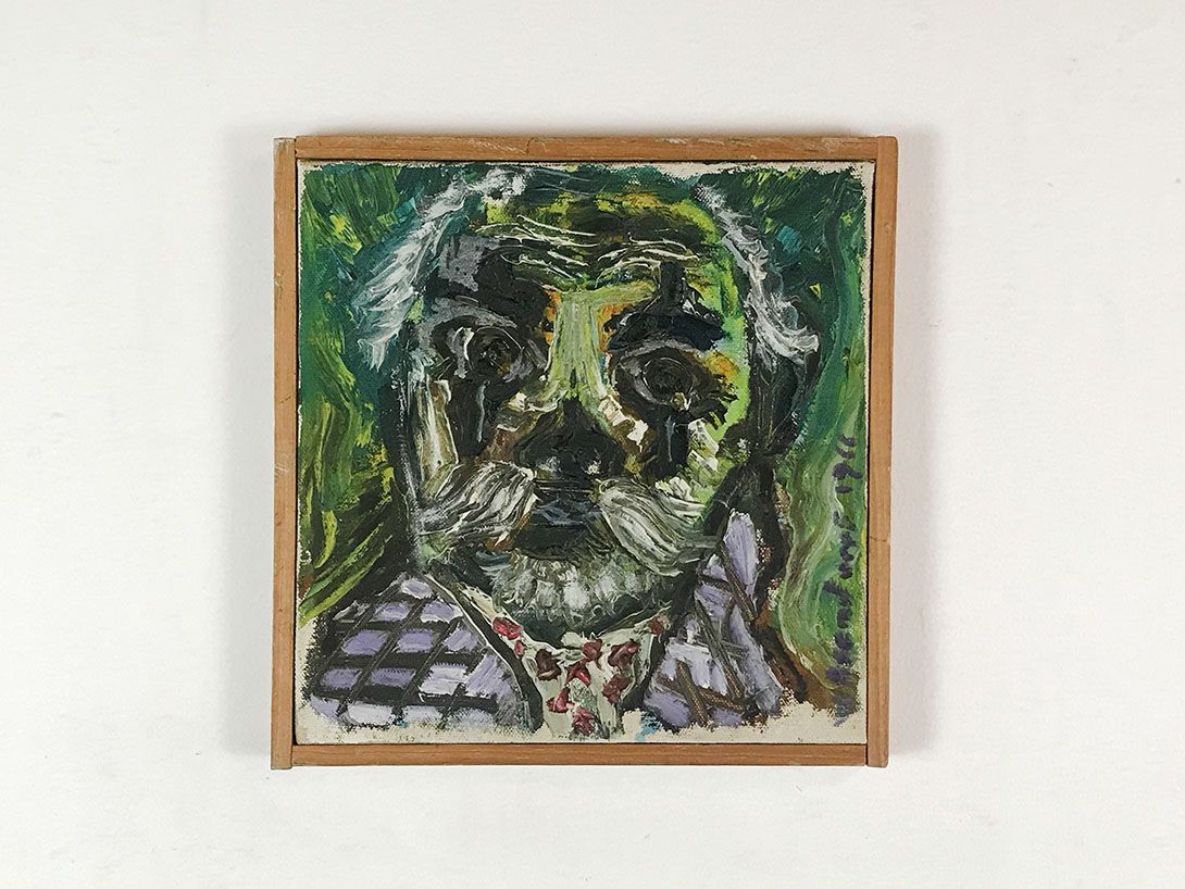 Foto Abstract Portrait of a Bearded Man 26B10
