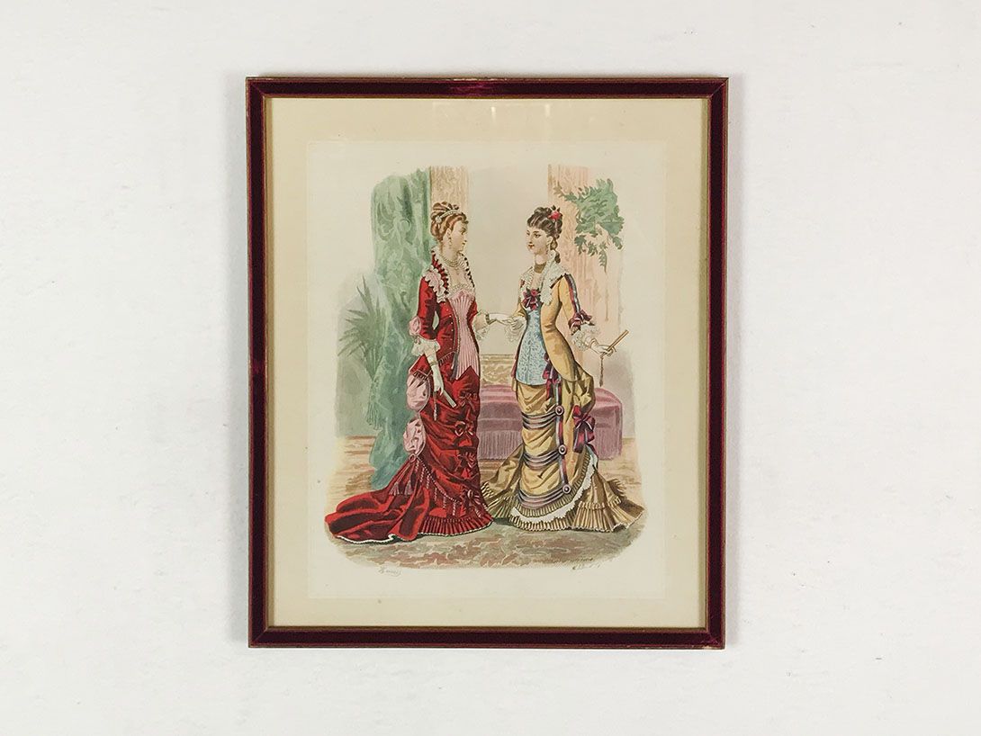 Foto Coloured Erasure of Two Fancy Ladies 26D5