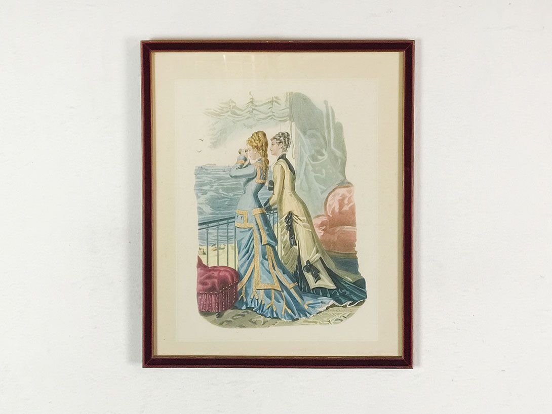 Foto Drawing of Two Ladies Observing the Ocean 26D7