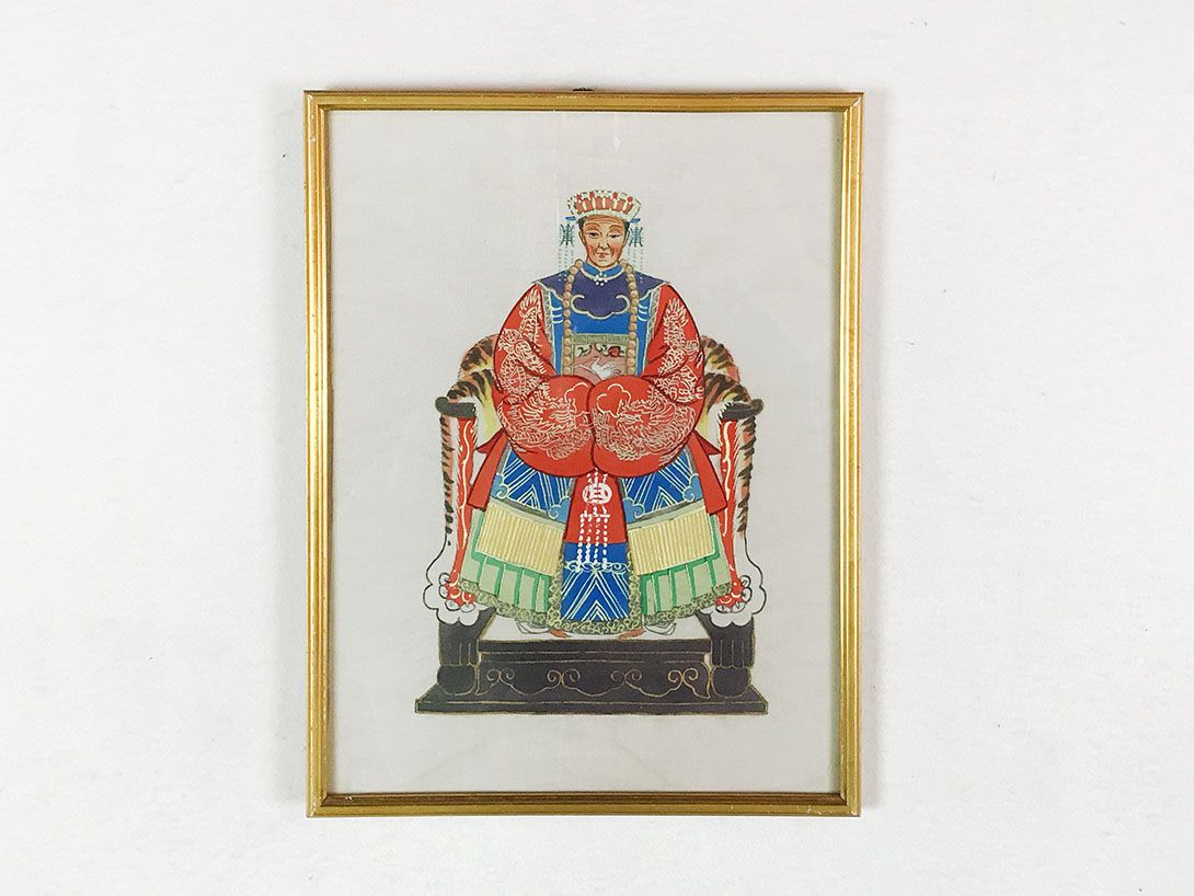 Foto Embroidery of a Chinese Royalty 27B10