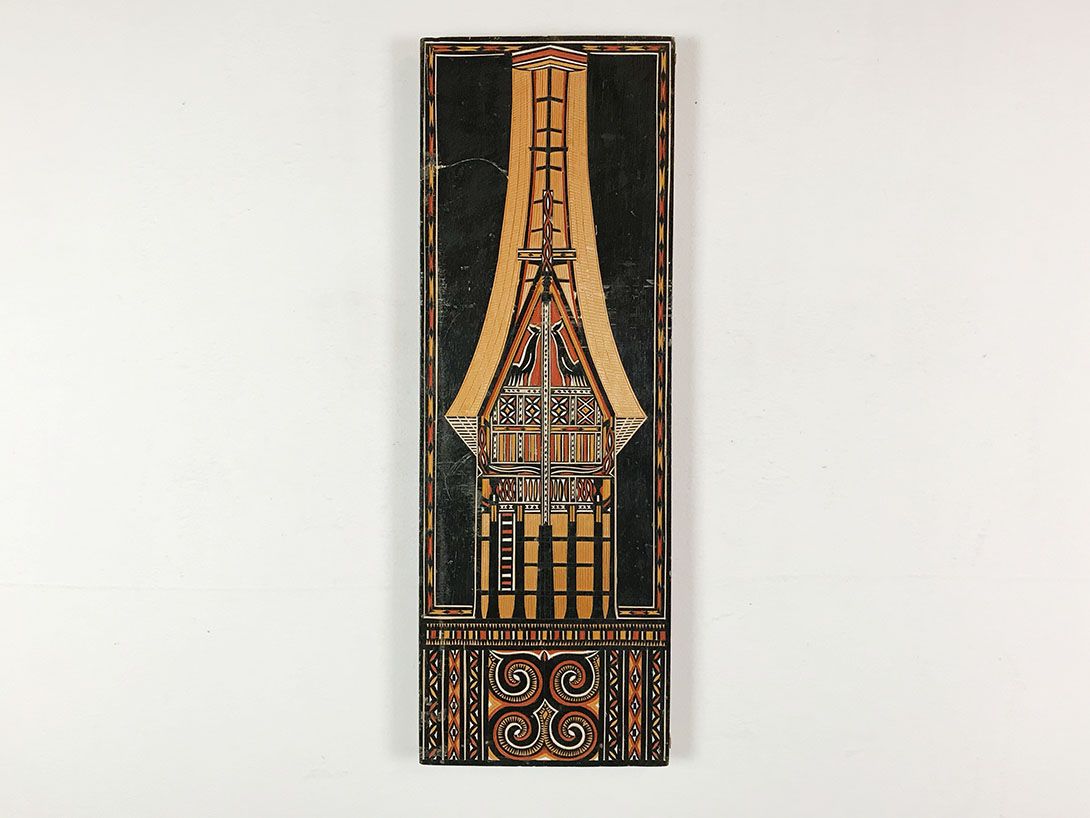 Foto Tall and Narrow Painting on Wood 17C11