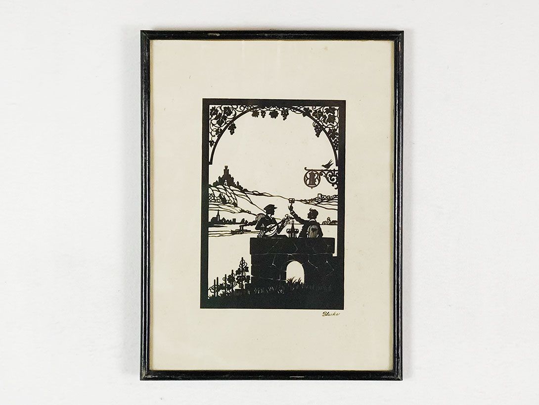 Foto Paper Cut of Two Men 26C12