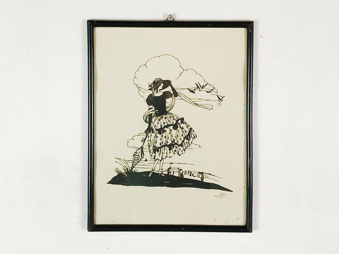Foto Paper Cut of a Woman 26C11