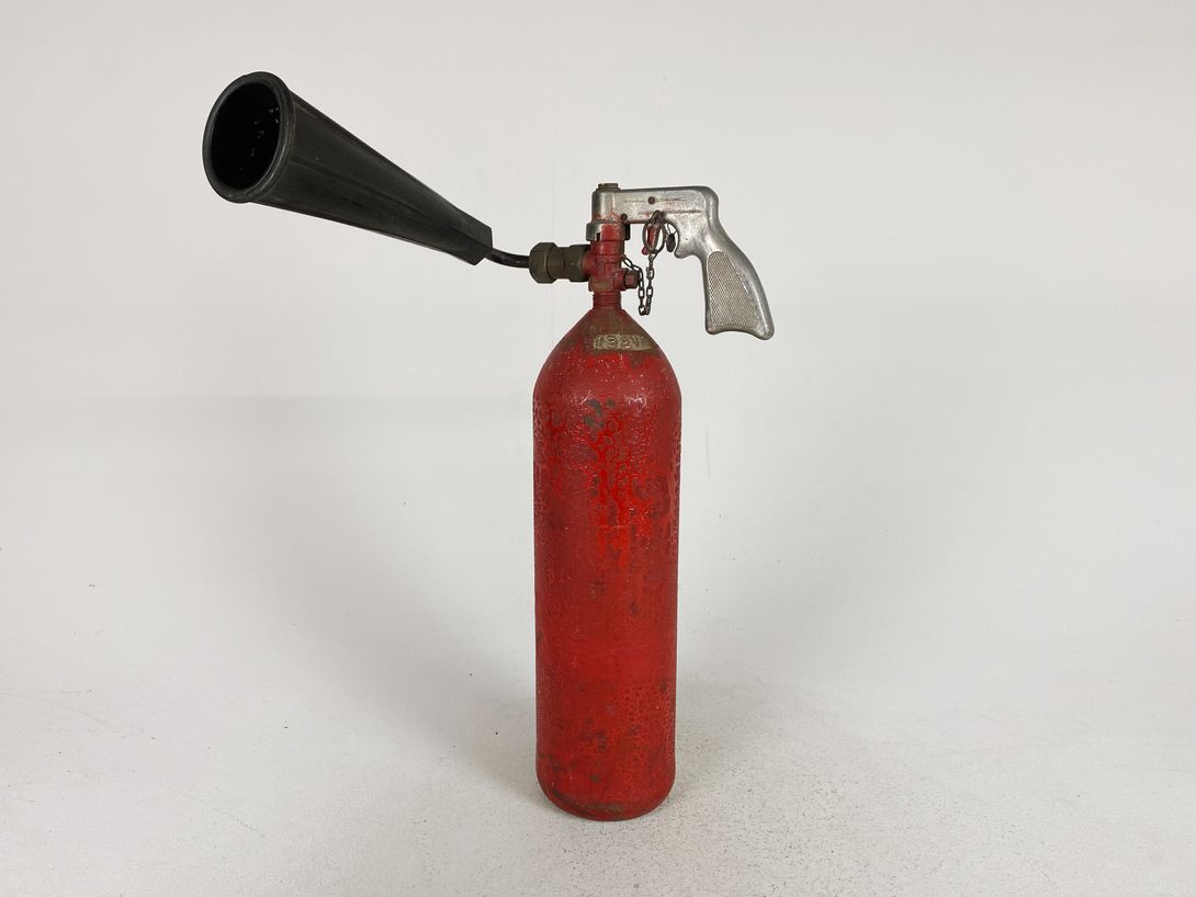 Foto Red Fire Extinguisher h49x24x11
