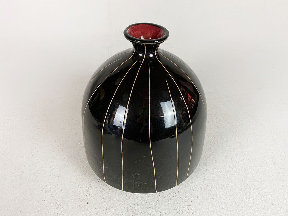 Foto Shiny and Striped Black Vase h25x20 E6