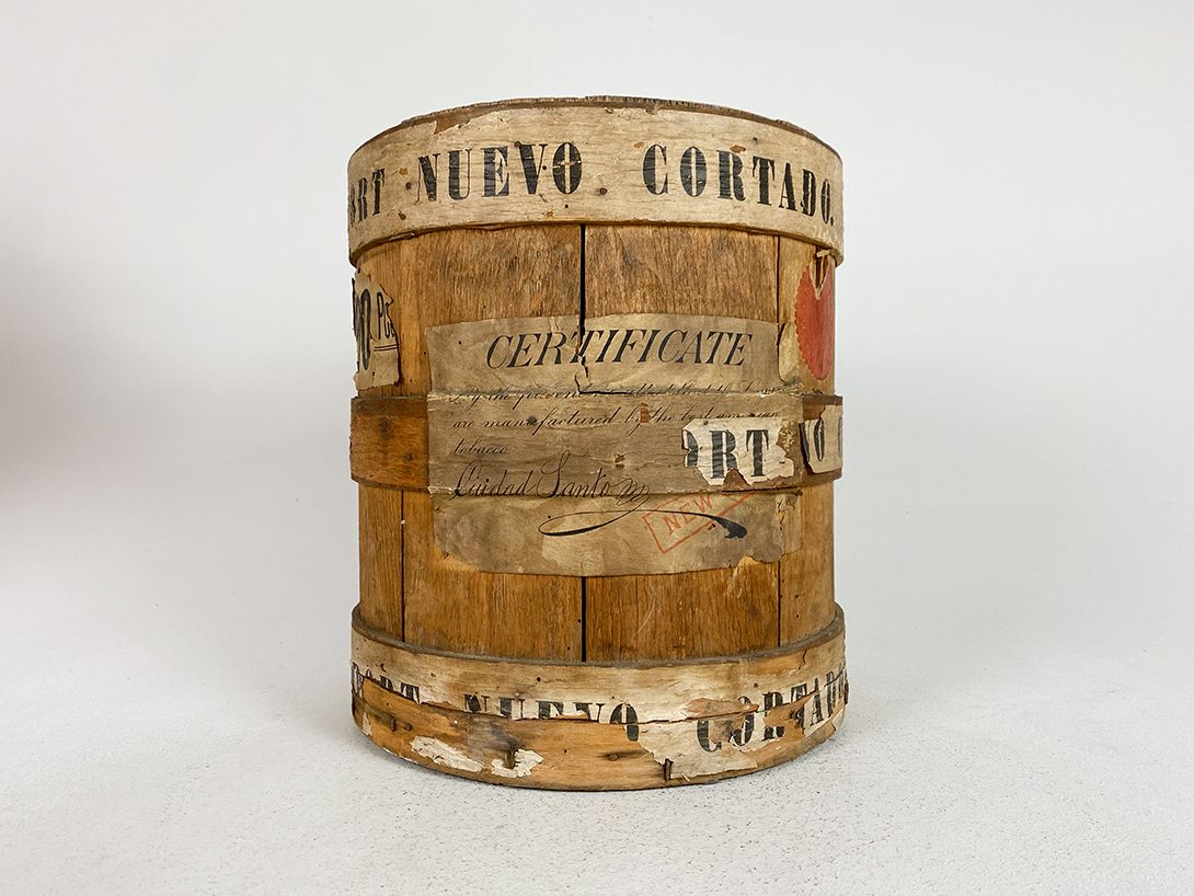 Foto Round Wooden Box New York h32