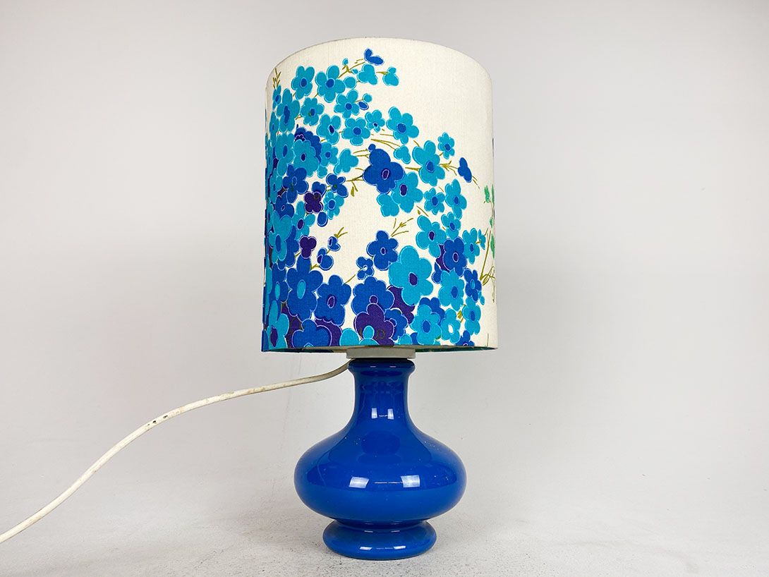 Foto Blue Desk Lamp with Embroidered Flowers h46