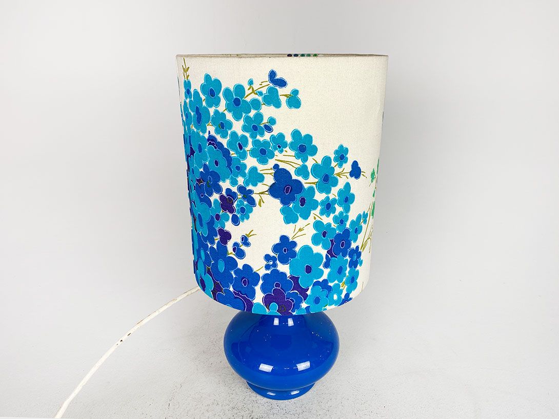 Foto Blue Desk Lamp with Embroidered Flowers h46