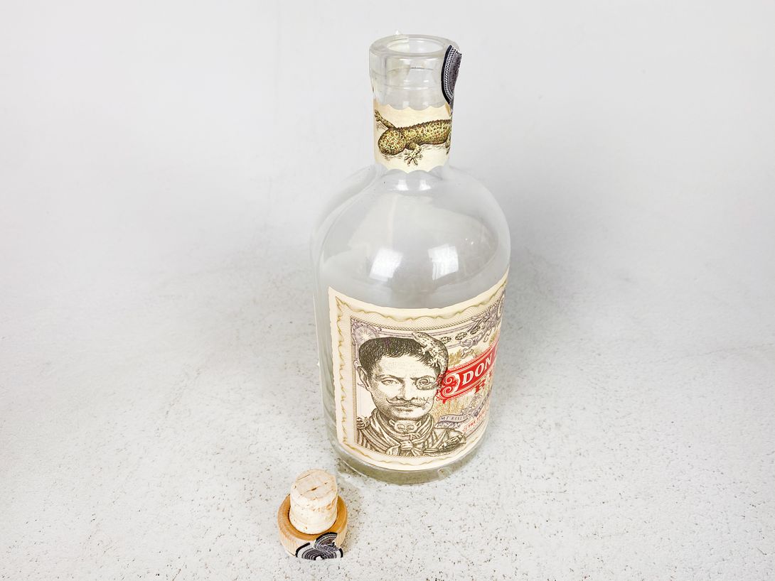 Foto Don Papa Rum Bottle h24x10