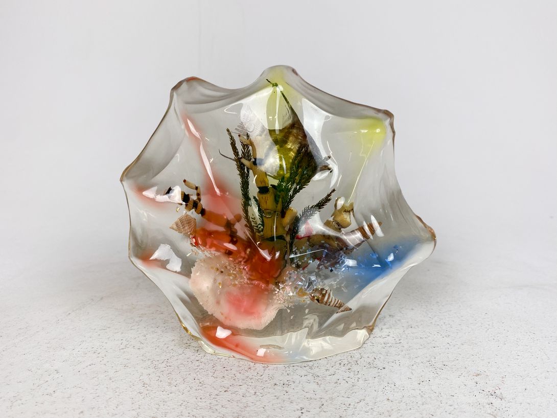 Foto Glass Sculpture with Fish h16x20x6
