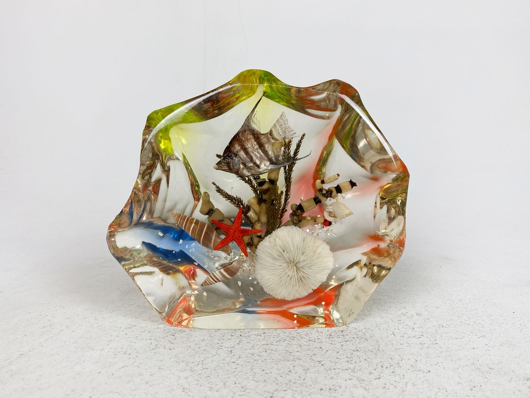 Foto Glass Sculpture with Fish h16x20x6