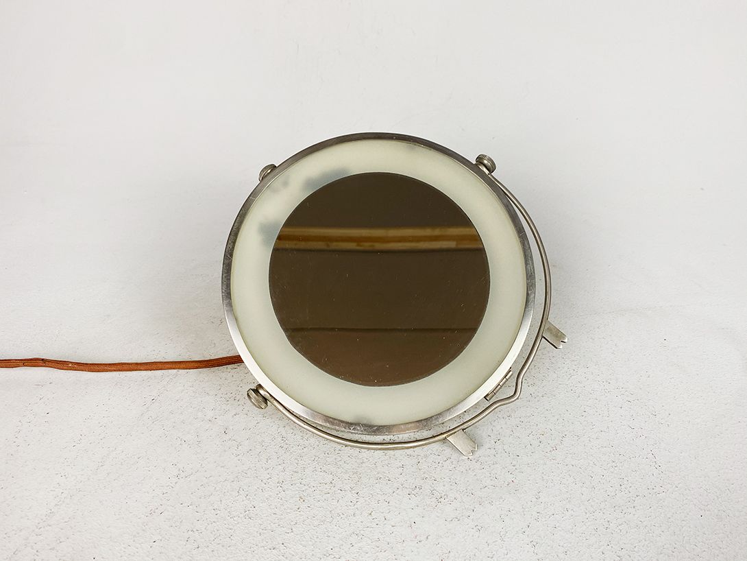 Foto Round Meteor Mirror with Integrated Light, Germany h24x11