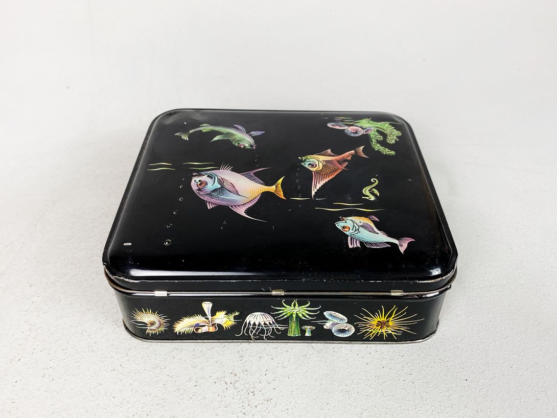 Foto Black Tin Box with Fish h7x24x20
