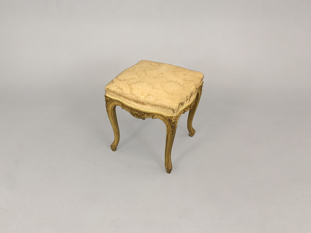 Foto Antique Stool with Light Patterned Upholstery