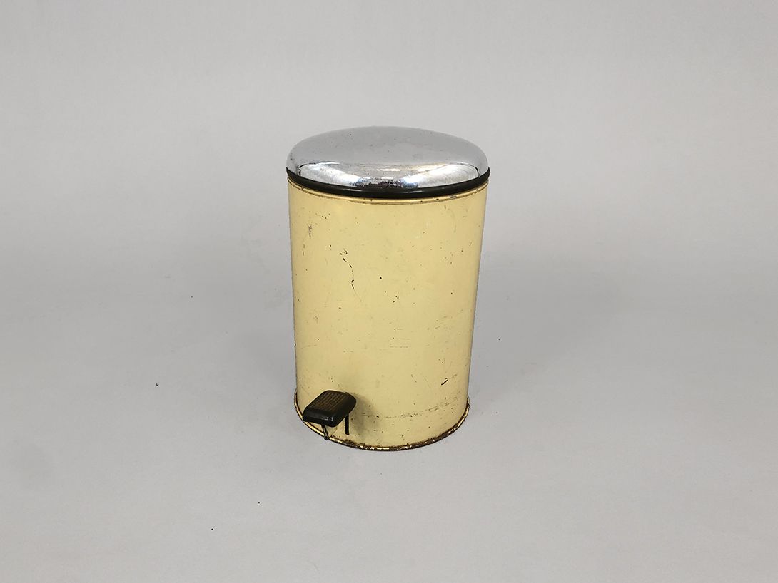 Foto Pedal Bin