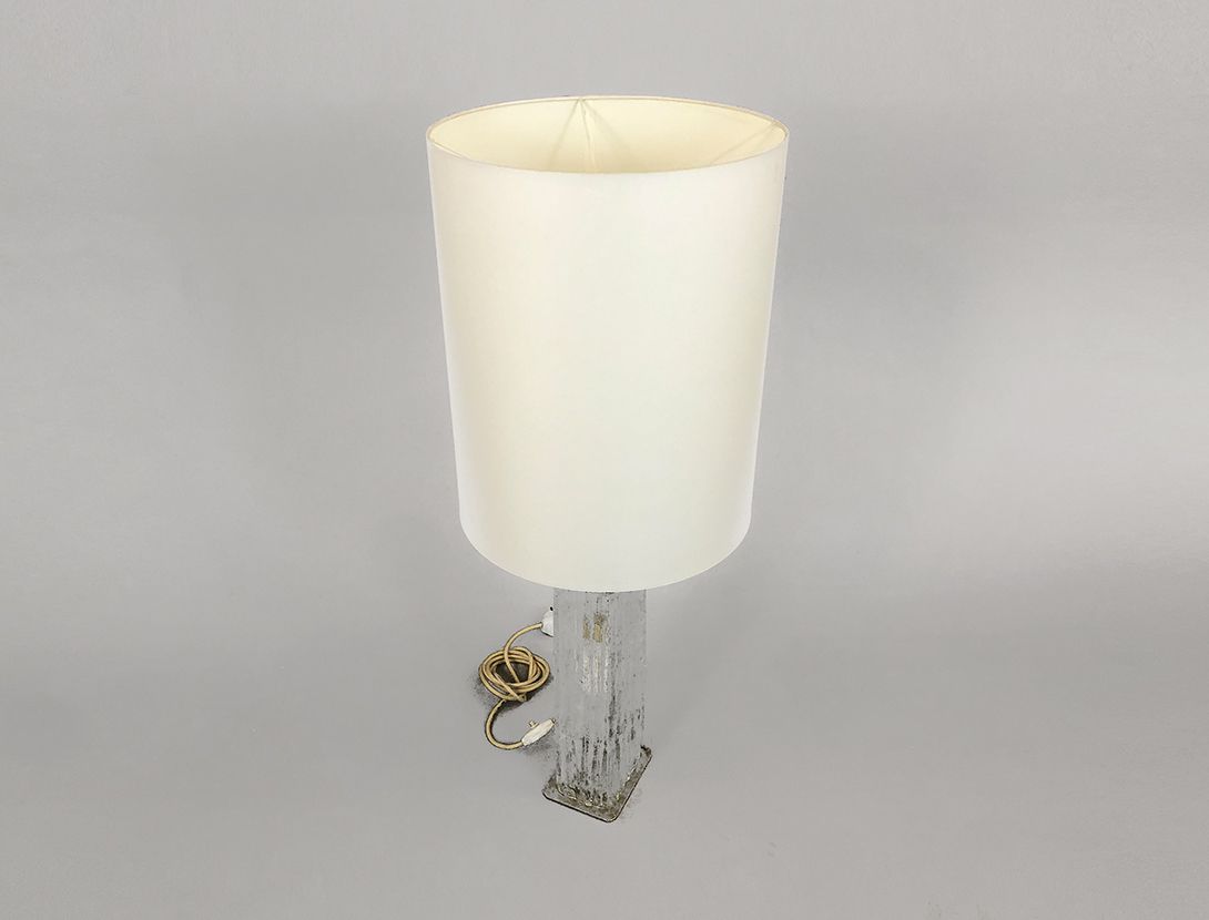 Foto Tall Table Lamp with Massive Glass Stand h103
