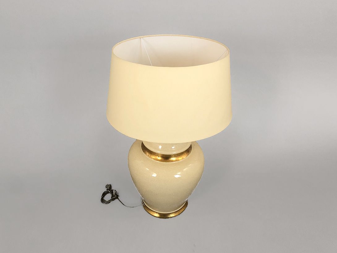 Foto White Floor Lamp with Golden Applications h94 C1+