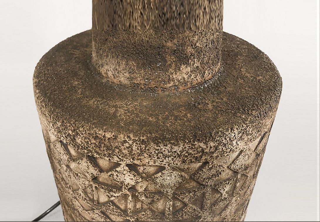 Foto Massive Stoneware Floor Lamp with Crochet Shade h105 B1+