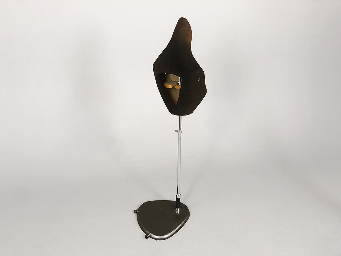Foto Bust with Metal Stand
