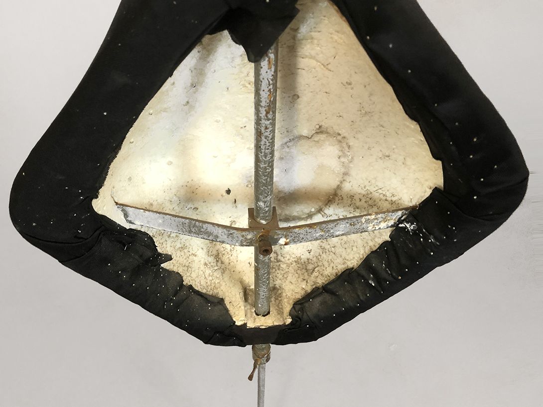Foto Bust with Metal Stand
