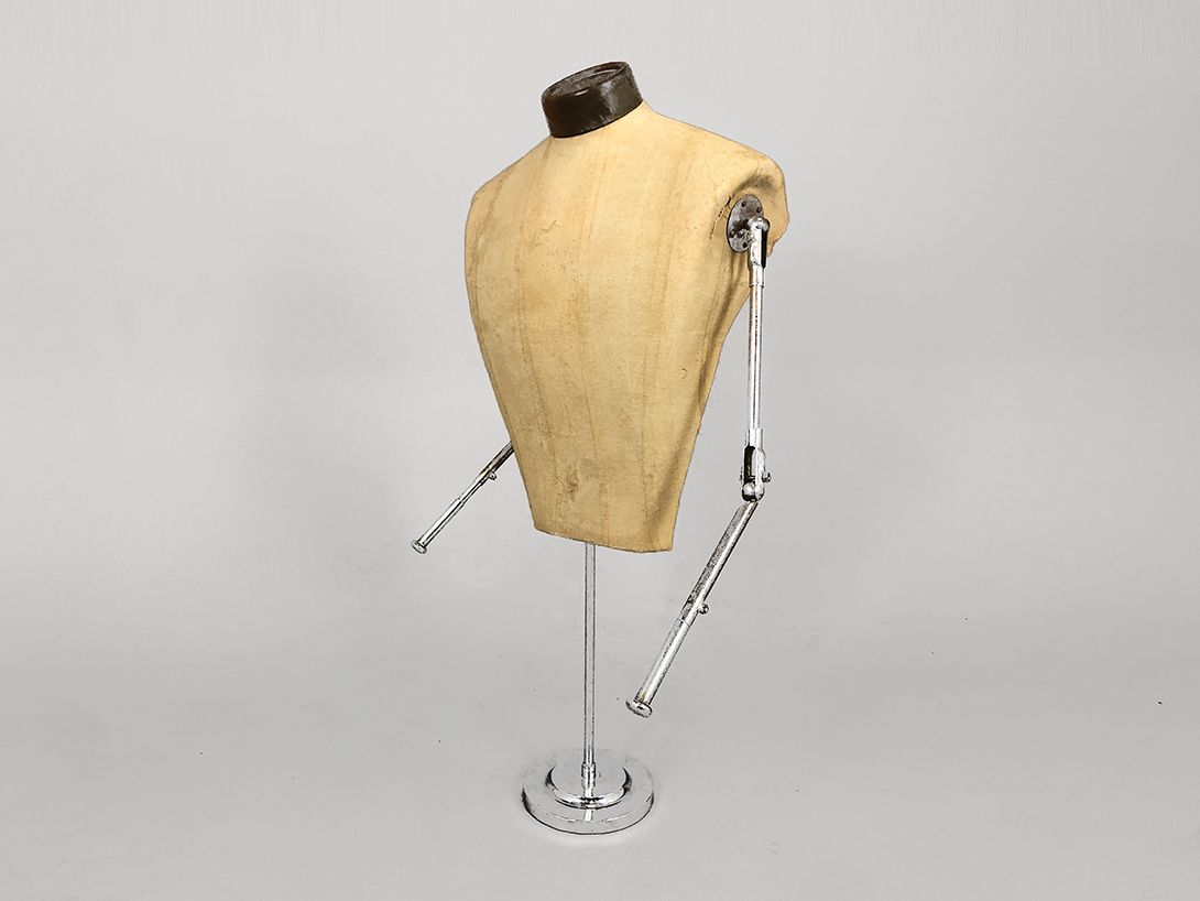Foto Tailor&#8217;s Dummy with Metal Arms