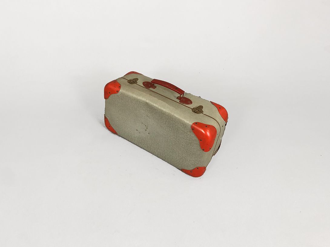 Foto Suitcase with Red Corners and Handle