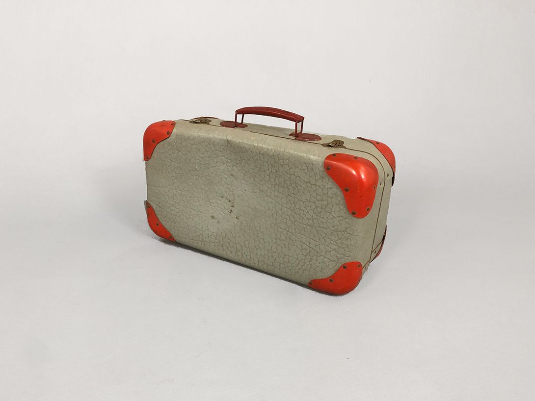 Foto Suitcase with Red Corners and Handle