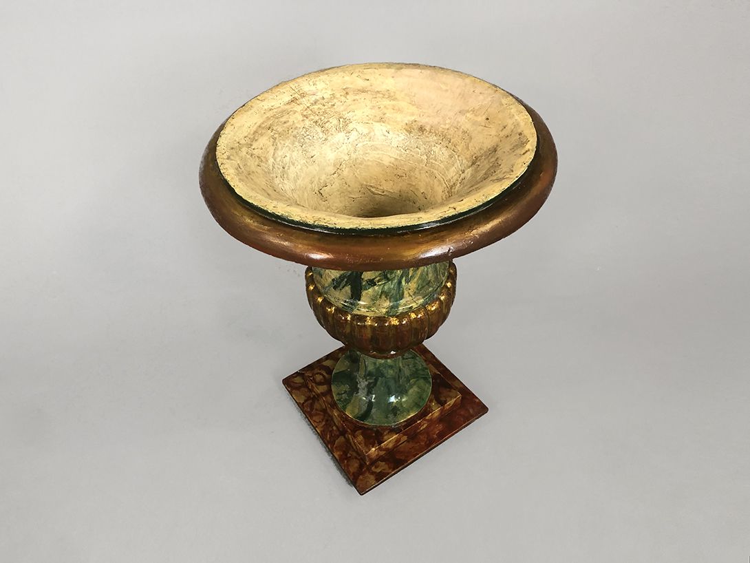 Foto Green and Brown Pattern Vase