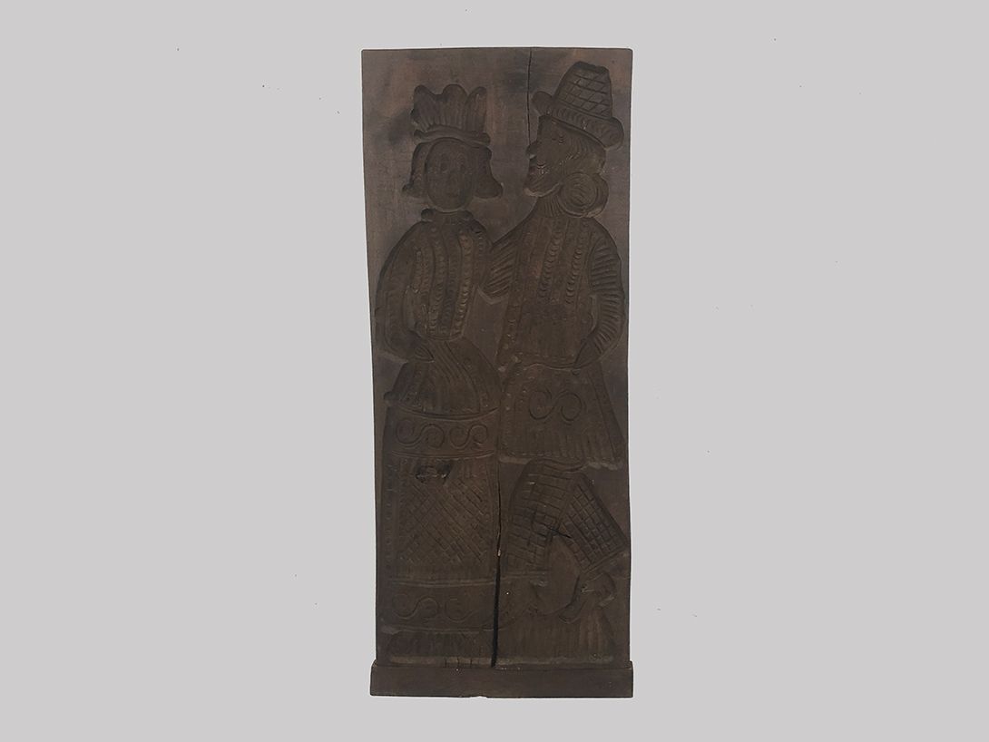 Foto Huge Carved Wall Decoration Dancing Couple Berlin 1860 h113x46 4B5