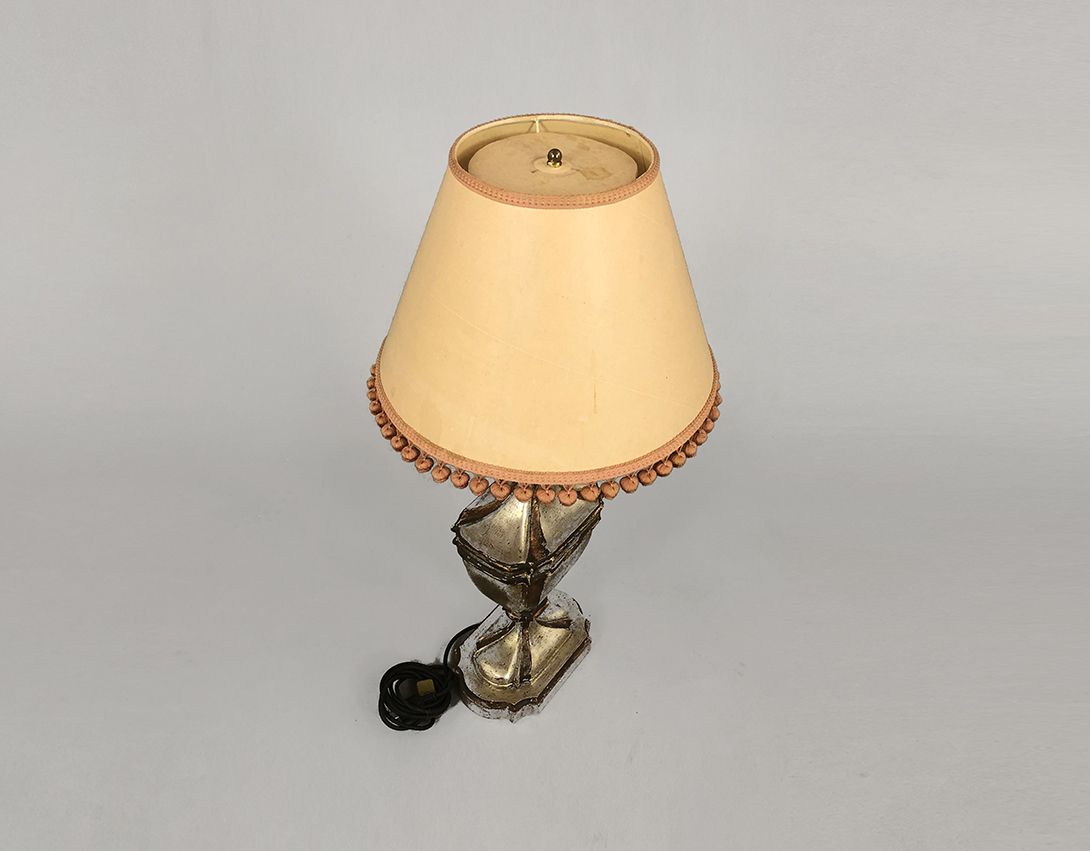 Foto Floor Lamp with Metal Base and Light Shade with Pink Bobbles h85