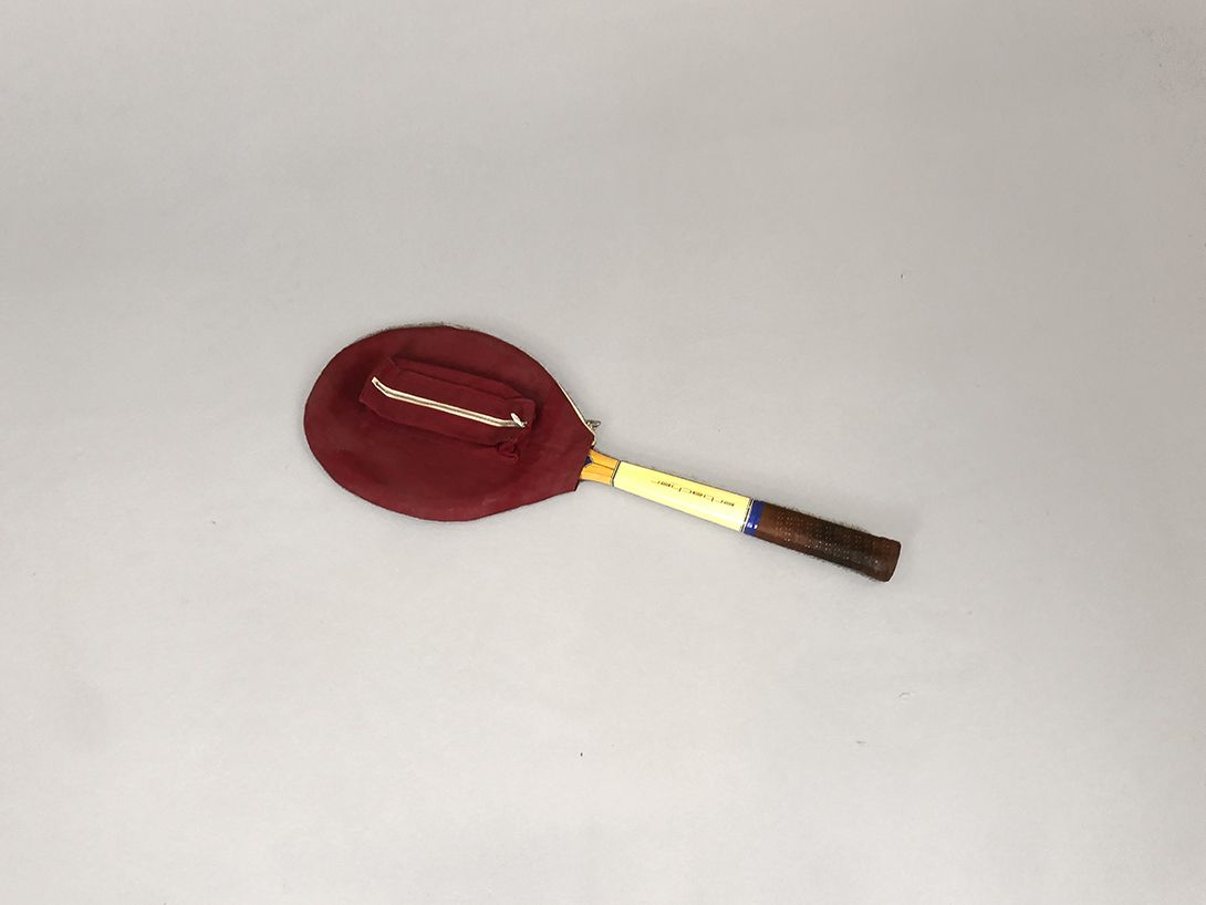 Foto Erbacher Tennis Racket with Red Cover