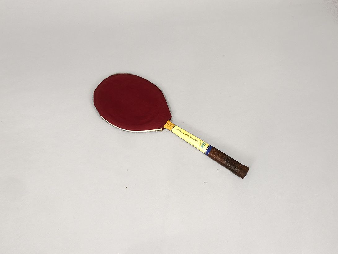Foto Erbacher Tennis Racket with Red Cover