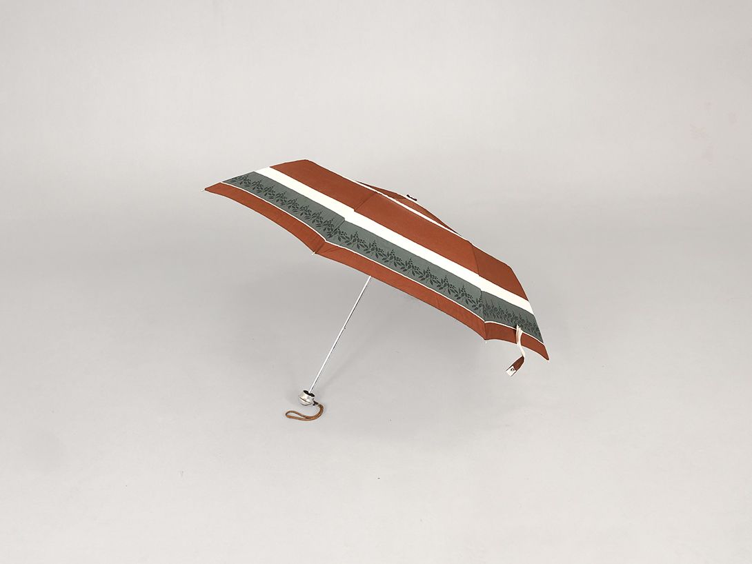 Foto Red and Grey Striped Umbrella