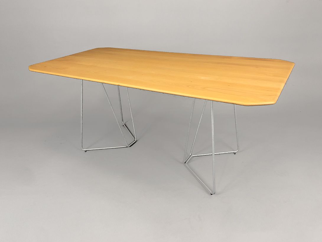 Foto GMD Table 2009 h75x180x89